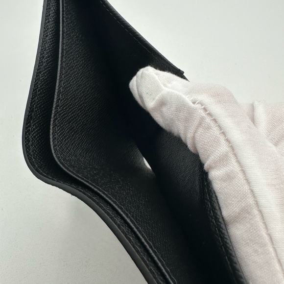 Louis Vuitton Damier Bi Fold Wallet - Picture 10 of 14